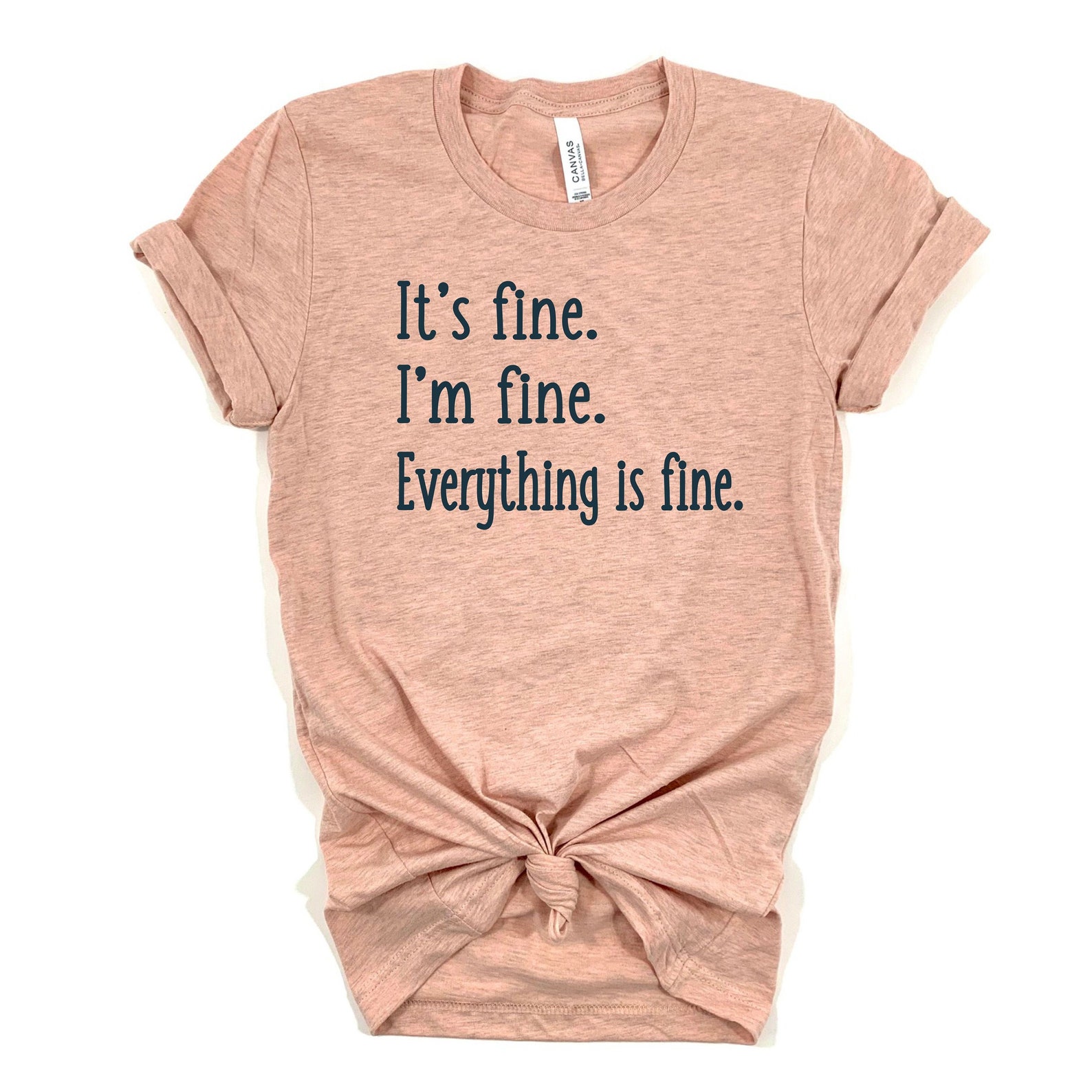 Everything is fine with me. Купить футболку its fine i&#039;m fine everything fine dnd.