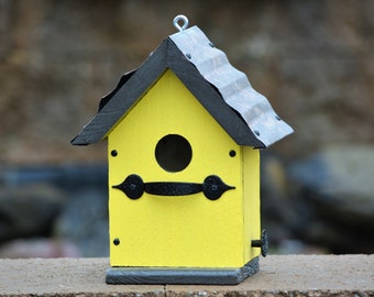 Small Rustic Birdhouse