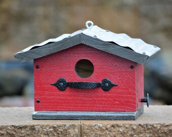 Wide Rustic Birdhouse