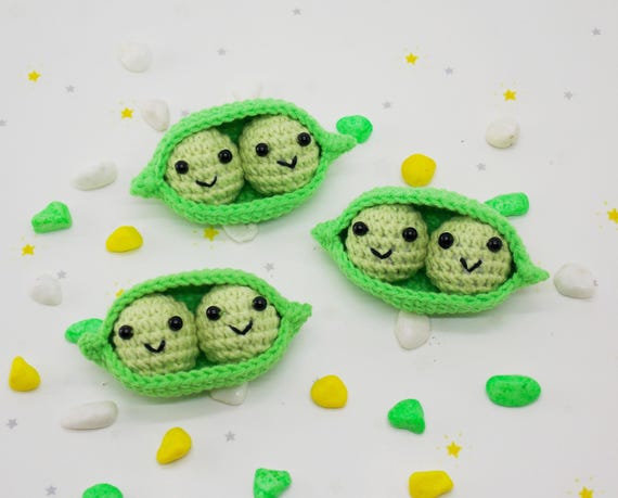 Amigurumi crochet pattern peas i a pod