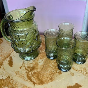 Vintage Anchor Hocking Rainflower Pitcher & 4 Glasses Set - Avocado Green