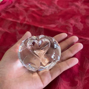 signed STEUBEN crystal paperweight turtle doves in heart shape