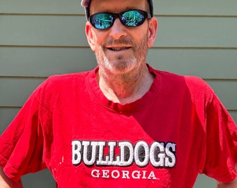 Vintage Georgia Bulldogs Tshirt Grunge Size L Active Tshirt UGA Tshirt Georgia Fan Dawgs Tshirt