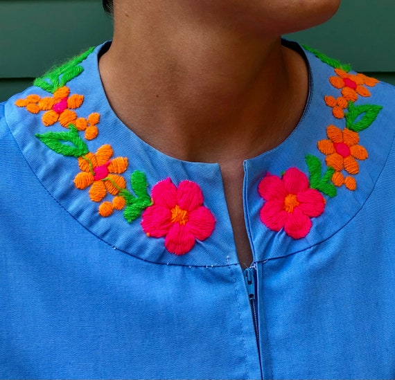 1970s Embroidered Smock Dress - 70s Housedress 70… - image 7