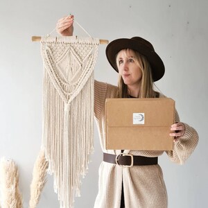 DIY macrame tutorial kit beginners Beth image 1