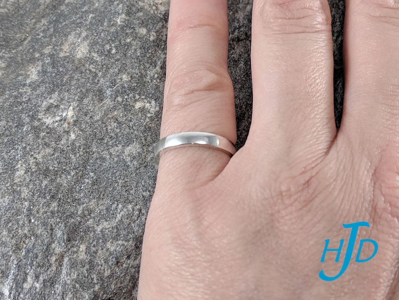 Size 5 Sterling Silver 3mm Wide 8-Gauge Crazy-8 Wedding Promise Marriage Ring Band