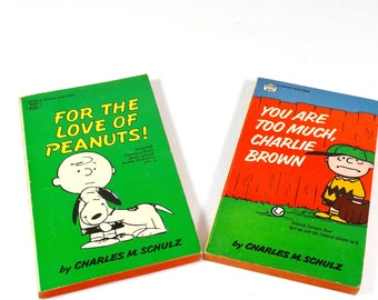 1970 Charlie Brown Paperbacks - Set of 2 Classic 70s Peanuts Selected Cartoons Fawcett Crest Books Set #2