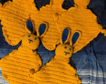 Cobertor de bebê coelhinho dourado e azul