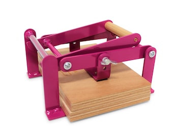 A5-size (junior legal+) hand lino press, lino cut press, heavy duty, steel, powdercoated purple (ral 4006)