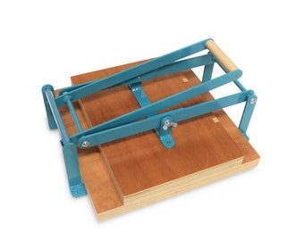 Extra wide A3 size hand lino press, lino cut press, heavy duty, steel. color: turquoise RAL 5018