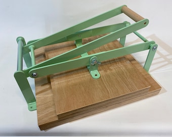 Extra wide A3 size hand relief press (lino press, lino cut press), heavy duty, steel. color: mint green RAL 6019