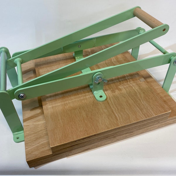 Extra wide A3 size hand relief press (lino press, lino cut press), heavy duty, steel. color: mint green RAL 6019