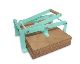 A3-size hand relief press (lino press), lino cut press, heavy duty, steel. Color: RAL 6019 pastel green