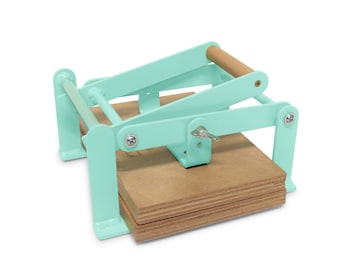 A5-size (junior legal+) hand relief press (lino press, lino cut press), heavy duty, steel, powdercoated pastelgreen (ral 6019)