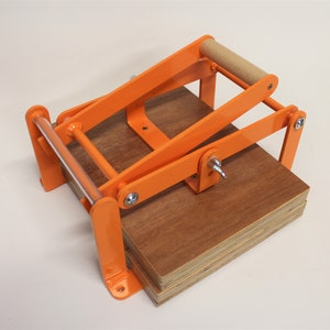 A4-size hand relief press (lino press), lino cut press, heavy duty, steel, US letter size, gloss orange powdercoated