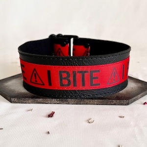 I BITE - Extra Wide Red Vampire Choker - Black Vegan Leather Punk Antisocial Collar - Goth Unisex Spike Dog Collar Necklace - Puppy Play