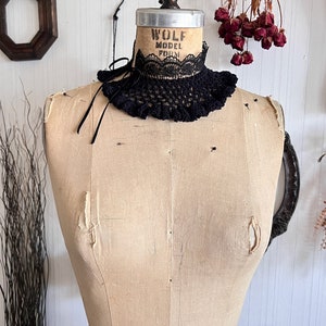 Intertwined Lace Crochet Collar - Black Ruffle Victorian Mourning ...