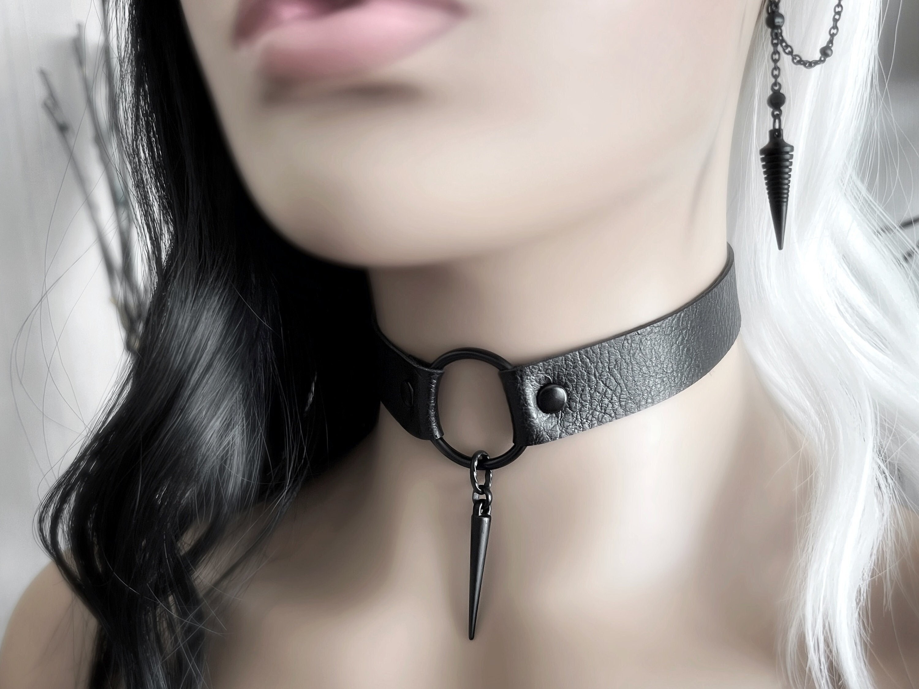 1/2 Wide Black Choker with Gunmetal O-Rings