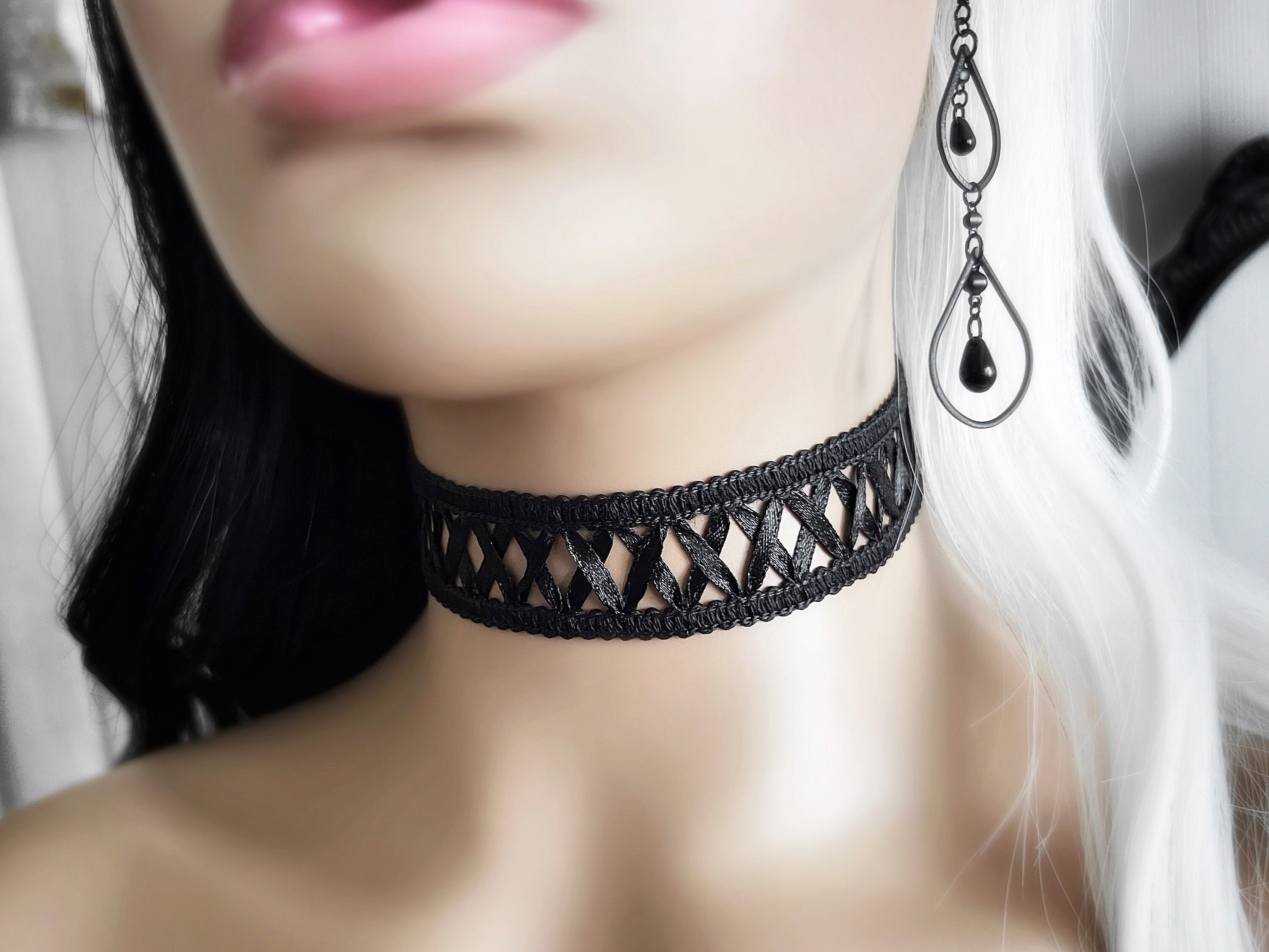 ★PEARLY MORE★ Ribbon Point Black Choker Necklace Amazon.com: Vintage Pearl Black Choker Necklace Long Black