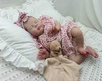 Bezauberndes Reborn-Baby Esenia, handgefertigt, beschwert, therapeutische Reborn-Puppe, Neugeborenengröße