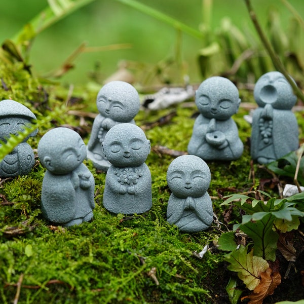 5CM Natural Miniature Tiny Zen Style Monk Buddha Figure Fairy Garden Supplies Terrarium Accessories Aquarium DIY