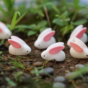 10 stücke Fee Miniatur kleine weiße Kaninchen mit Rosa Ohr Fee Garten Liefert Terrarium DIY Zubehör Tierfiguren