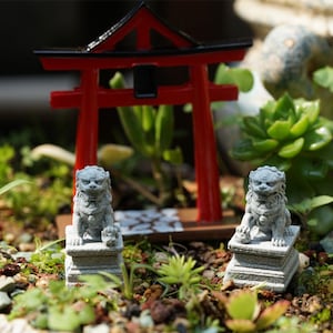 4.5cm Miniature Small A Pair of Lions Figure Fairy Garden Supplies Terrarium / Aquarium Accessories 2PCS