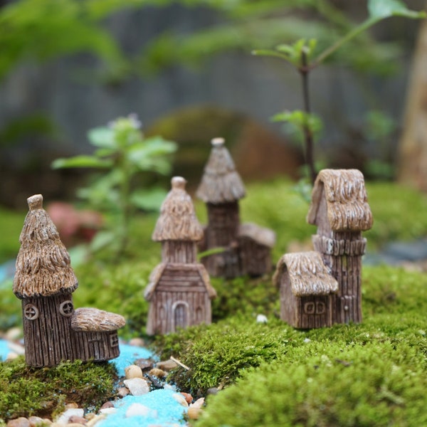 A set 4pcs Fairy Miniature Tiny Countryside Thatched Cottage Garden Supplies Garden Decoration Terrarium Accessories