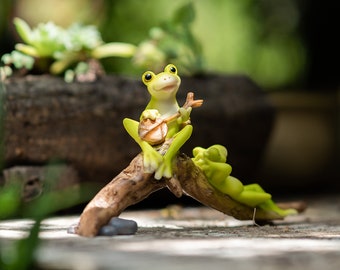 Miniature Small Frog Playing Pipa and Frog Sleeping  , Animal Figurines Fairy Garden Supplies Terrarium Accessories DIY Miniature Garden