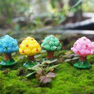 4pcs Fairy Garden Supplies Miniature Small Pink and Green Trees , Mini Garden Decoration Succulent Terrarium DIY Accessories