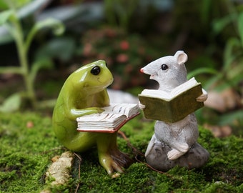 Miniature Small Frog and Mouse Reading Book , Animal Figurines Fairy Garden Supplies Terrarium Accessories DIY Miniature Garden