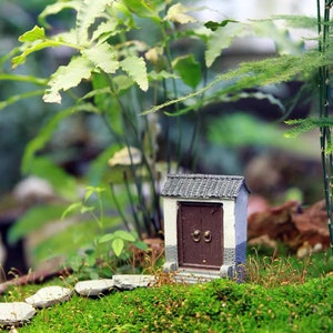 Miniature Tiny House with Door Figure Fairy Garden Supplies Terrarium Accessories