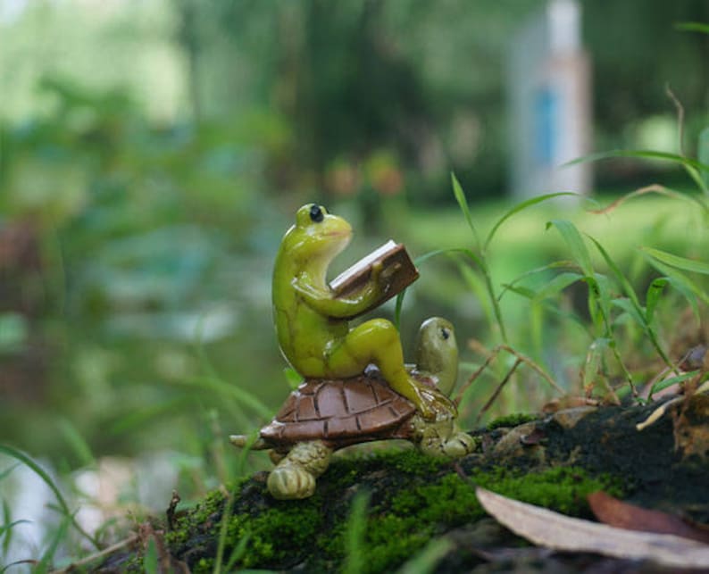 SALE Miniature Tiny Frog Reading Book on Tortoise,Fairy Garden Supplies DIY Terrarium Accessories Animal Figurine image 2