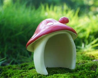 Fairy Garden Miniature Small Mushroom House with Open Door , Fairy Mushroom Cottage , Mini Garden Supplies Terrarium DIY Accessories