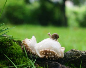 Miniature Small Sleep Hedgehog with Snail , Animal Figurines Fairy Garden Supplies Terrarium Accessories DIY Miniature Garden