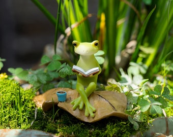 Miniature Small Frog Reading Book with Coffee Sit on Leaf  Animal Figurines Fairy Garden Supplies Terrarium Accessories DIY Miniature Garden