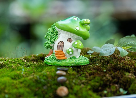 LIHAO 150 Piece Fairy Garden Ornaments Kit With India