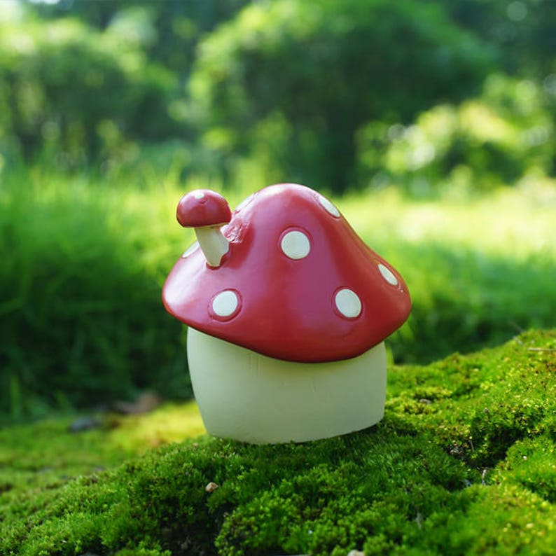Fairy Garden Miniatur Kleines Pilzhaus mit offener Tür, Fairy Mushroom Cottage, Mini Garten Liefert Terrarium DIY Zubehör Bild 3