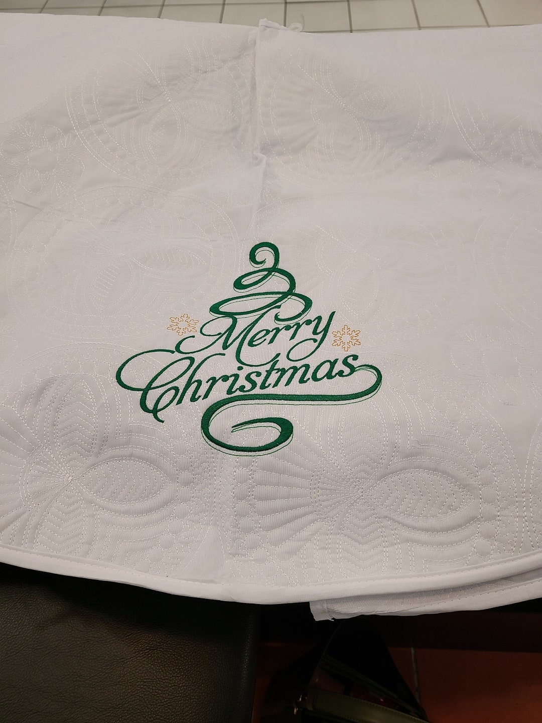 Personalized Tree Skirt, Monogrammed Tree Skirt, Heirloom Tree Skirt, Embroidered Tree Skirt
