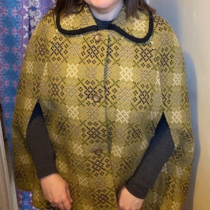 Vintage welsh wool Mustard yellow Tapestry cape from welsh woolens 60s/70s Collared up to UK size 18 free