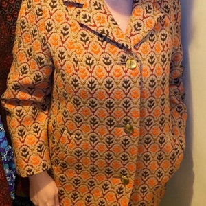 Vintage welsh wool tapestry jacket coat orange brown Brynkir flower tulip print size 16 18 mid length buttons 60s pockets