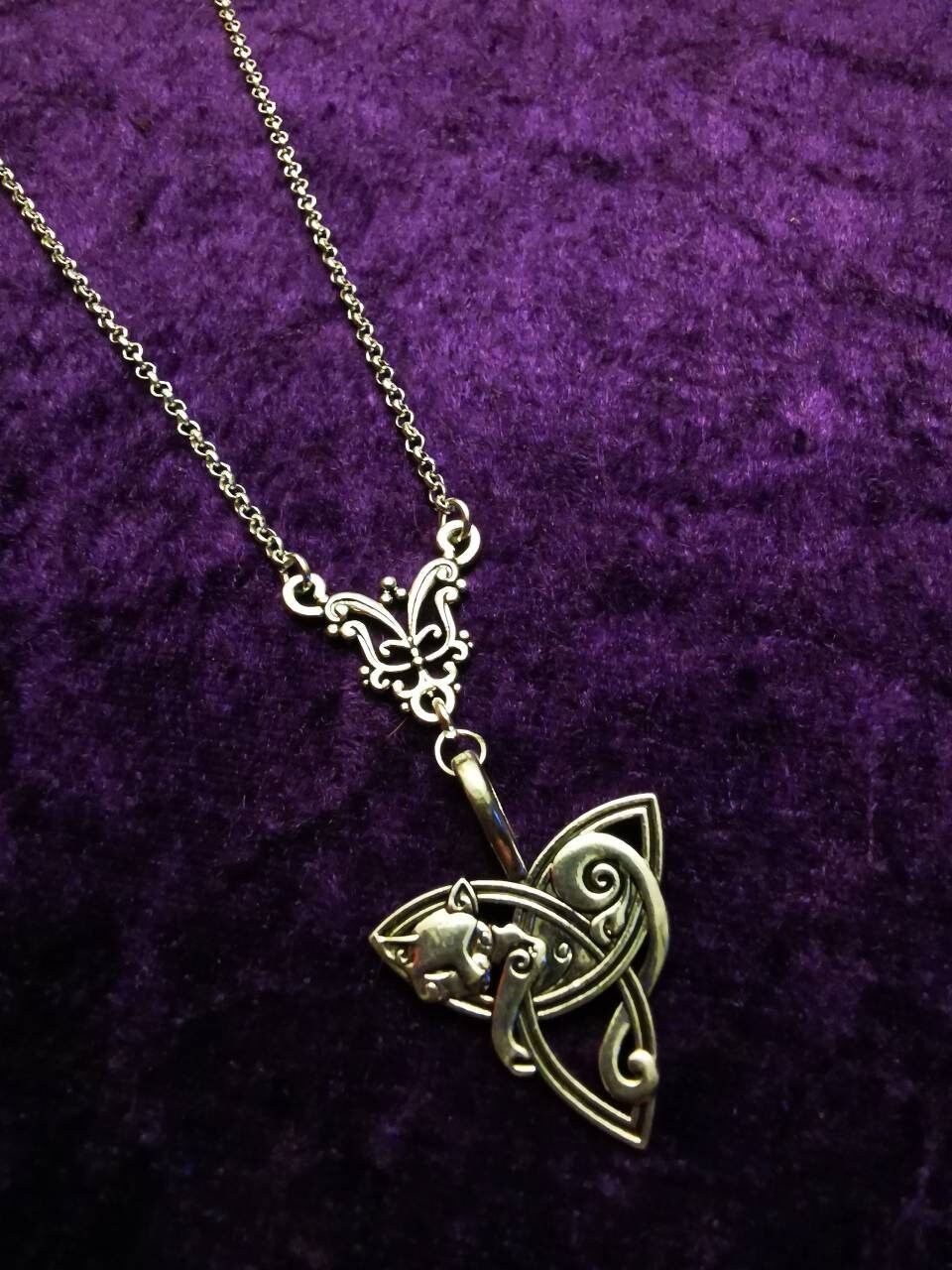 Celtic Triquetra and Cat Pendant 