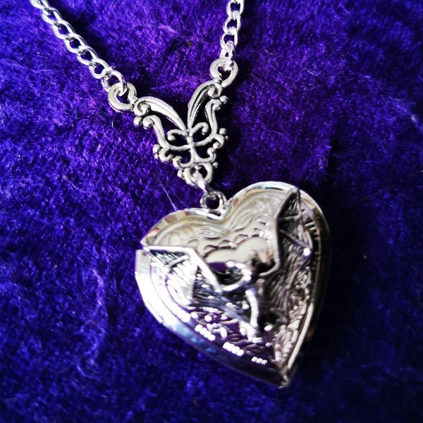 Heart locket with vampire bat necklace unisex