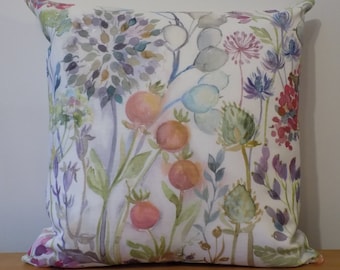 Floral Hedgerow Cushion Cover UK, Rustic Country Throw Pillow, Wildflower Pillow Cover, Cream Cotton Linen Fabric, Pillow Case, 16” 18”, Zip