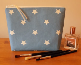 Laura Ashley Toiletries Toiletry Bag, Large Make Up Cosmetics Case, Travel Wash Bag, Blue, Stars, Cotton Canvas Fabric, Waterproof Lining