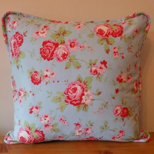 Copricuscino UK in grazioso tessuto floreale, cuscino con cordoncino, floreale, tessuto con rose blu, stile vintage, cuscino shabby chic, 16&quot;, 18&quot;