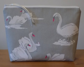 Bolsa de artículos de tocador para mujer, bolsa de lavado de viaje de artículos de tocador, caja de maquillaje grande, tela de lona de algodón de cisne, impermeable, monedero de cosméticos, bolsa de cremallera