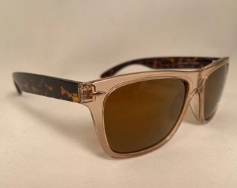 ST178-N Classic Wayfarer Unworn Vintage Sunglasses, New Old Stock, Polarized Brown