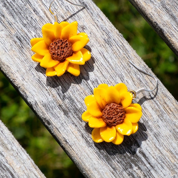 Boucles d'oreilles Tournesol / Fimo Fait main Pâte polymère Argile Eté Cadeau Unique Coloré Mignon Estival Romantique Fête de mariage