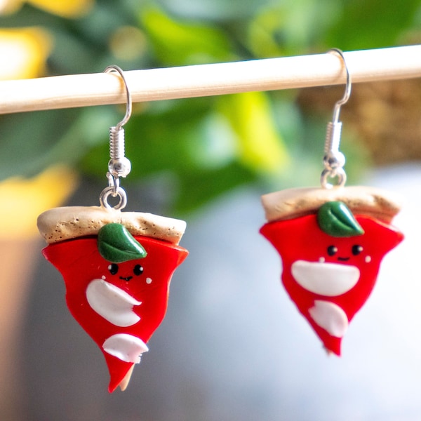 Boucles d'oreilles tranche de pizza / Pâte Fimo Pâte polymère Fait main Fantaisie Unique Coloré Amoureux pizza Gourmand Amateurs nourriture